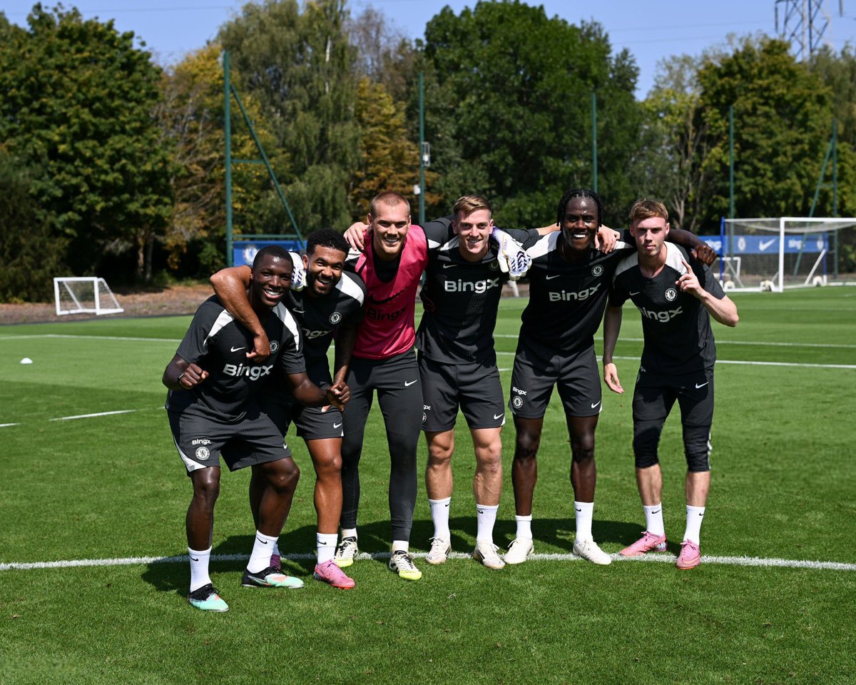 Cobham Cult tweet media