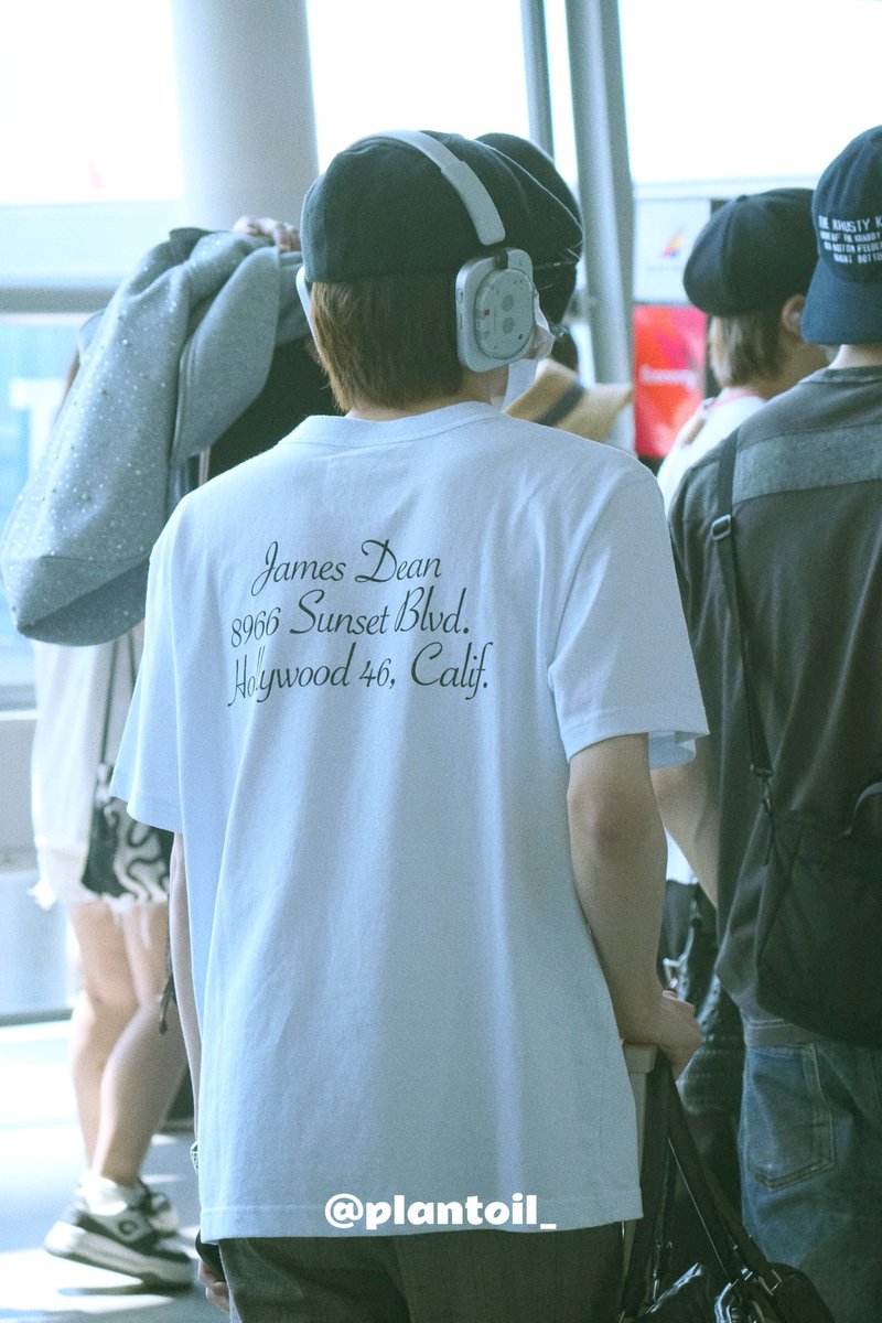 250817 KIX🛫
💌

#ASAHI #아사히 #朝光 #アサヒ
#TREASURE #트레저