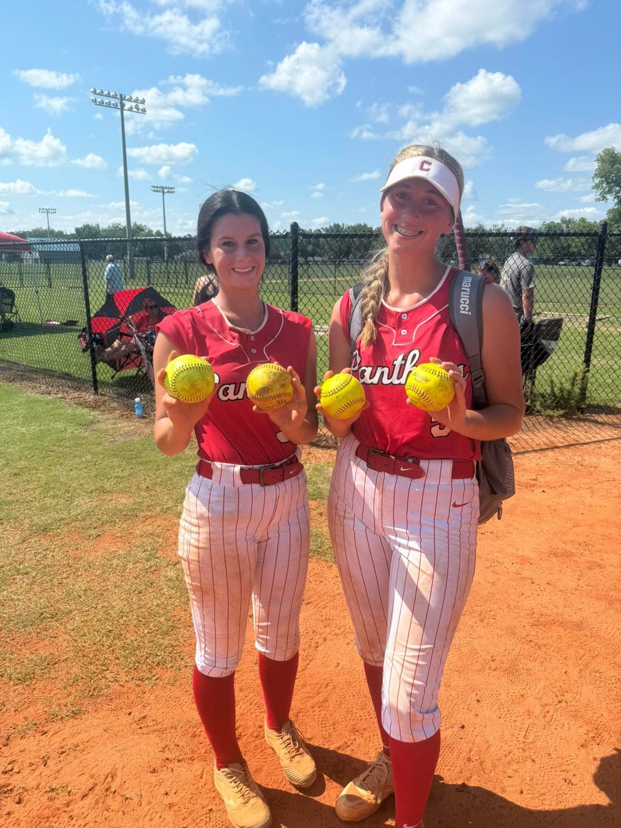 Sophie corbitt (@sophiecorbitt) on Twitter photo Big day at the field today! 💪
Me and my girls fought hard in this 🥵 South Georgia weather today coming out with the DUB for both games!
In the box ➡️ 5 for 7, 2 HR 💣💣, 6 RBI
On the mound ➡️ 7IP, 4 ER, 6 K, 2 BB
Shout out to <a href="/AlyssaGiddens34/">Alyssa Giddens</a> for the 2 BOMBS 💣 as-well Big day at the field today! 💪
Me and my girls fought hard in this 🥵 South Georgia weather today coming out with the DUB for both games!
In the box ➡️ 5 for 7, 2 HR 💣💣, 6 RBI
On the mound ➡️ 7IP, 4 ER, 6 K, 2 BB
Shout out to <a href="/AlyssaGiddens34/">Alyssa Giddens</a> for the 2 BOMBS 💣 as-well