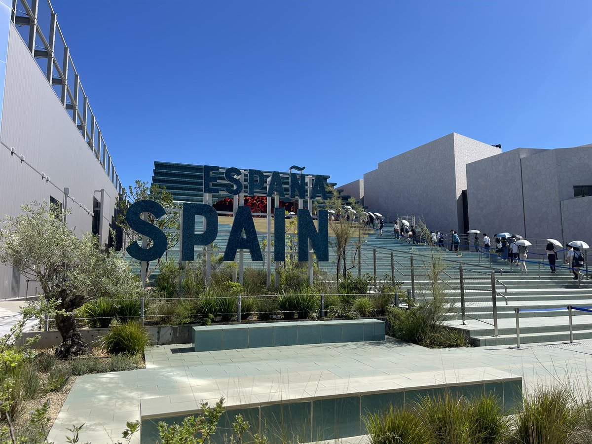 ichiro_matrix's tweet image. ・・
地元大阪、初万博
真夏の1番暑い時に
がんばって回ってみたけど
下調べがなってなくて
思ったほど楽しめませんでした
事前予約や当日予約も当たらず
ゲート近辺をウロウロしてる間に
タイムリミット

次回はしっかりリサーチして臨みたい
にしても
人気の日本のパピリオン
完全予約制って…