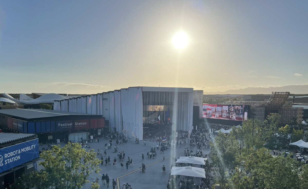 ichiro_matrix's tweet image. ・・
地元大阪、初万博
真夏の1番暑い時に
がんばって回ってみたけど
下調べがなってなくて
思ったほど楽しめませんでした
事前予約や当日予約も当たらず
ゲート近辺をウロウロしてる間に
タイムリミット

次回はしっかりリサーチして臨みたい
にしても
人気の日本のパピリオン
完全予約制って…