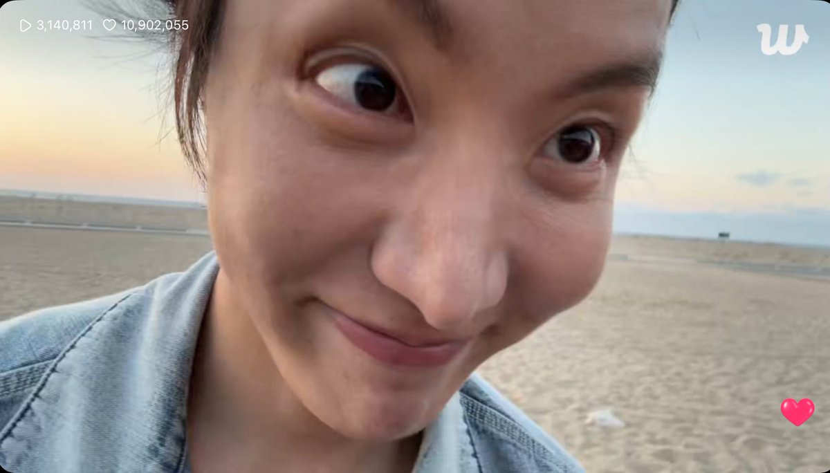 imei ⁷(⊃｡•́‿•̀｡)⊃ is seeing bts! tweet media