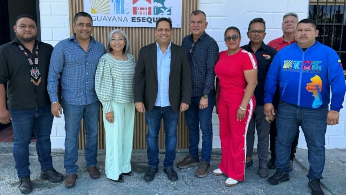 11_eglee's tweet image. #Gobernador Neil Villamizar y Consejo #Legislativo de Guayana Esequiba #presentaron las primeras dos leyes aprobadas