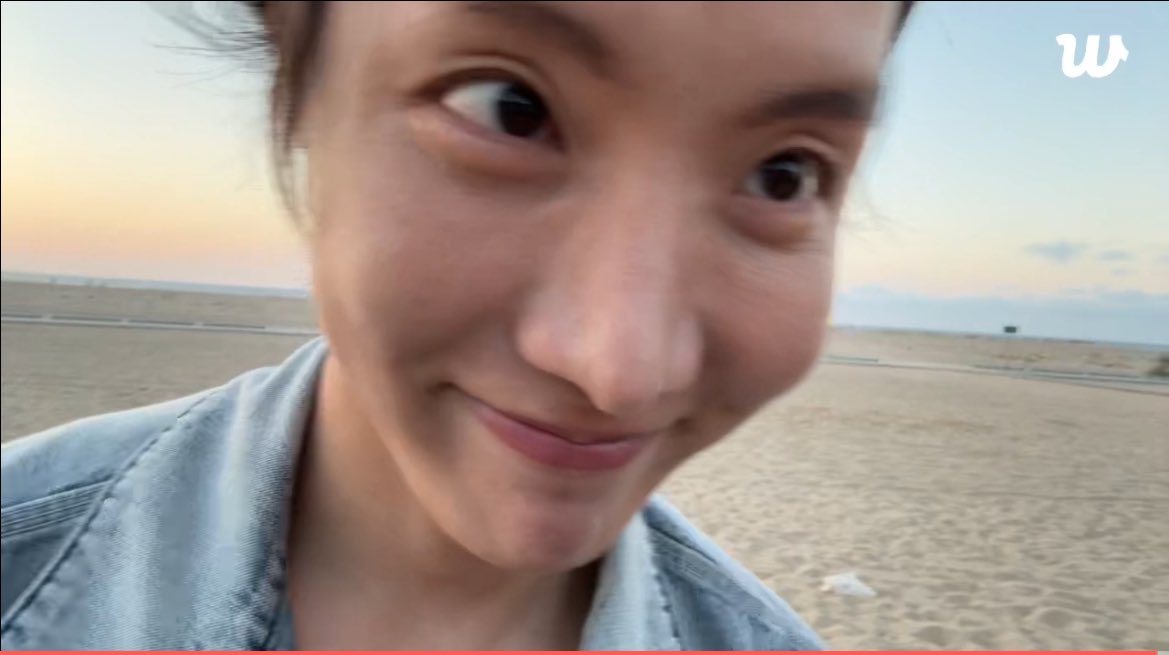 hob1tz's tweet image. BTS LIVE