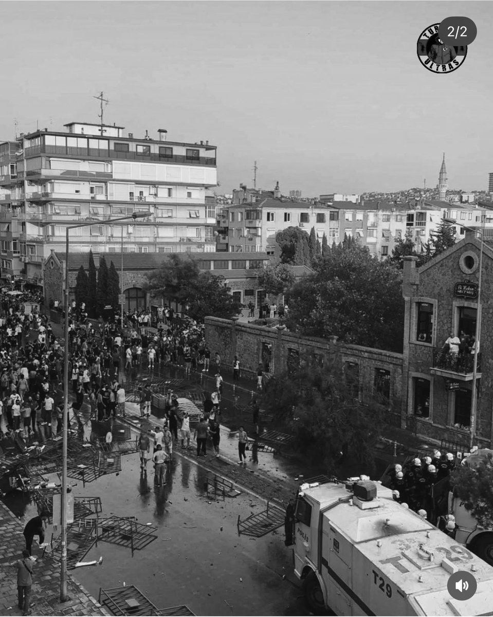 solingen1925's tweet photo. @FENER_FORCE @chickiran Eeee bilader sıradaki bahane ne? https://t.co/DhEs1MbEjq