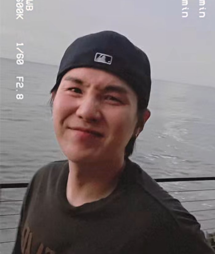 yoonminluv_ot7's tweet photo. our august filled with yoongi dumpling agenda 🤏😭😭 https://t.co/kUqO3IMnJw