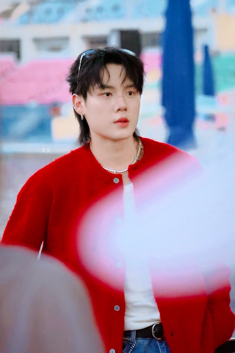 prunusx_'s tweet photo. -

                นี่ก็เดือนแปดแล้วแท้ ๆ แต่
      พี่เดือนเจ็ดยังฮอตมากอยู่เลย ໒꒰ྀི♡˵ᴗ͈ . ᴗ͈ ꒱ྀི১

                  #AltonAng #洪麒越 🐉 https://t.co/57IDXIOlyl