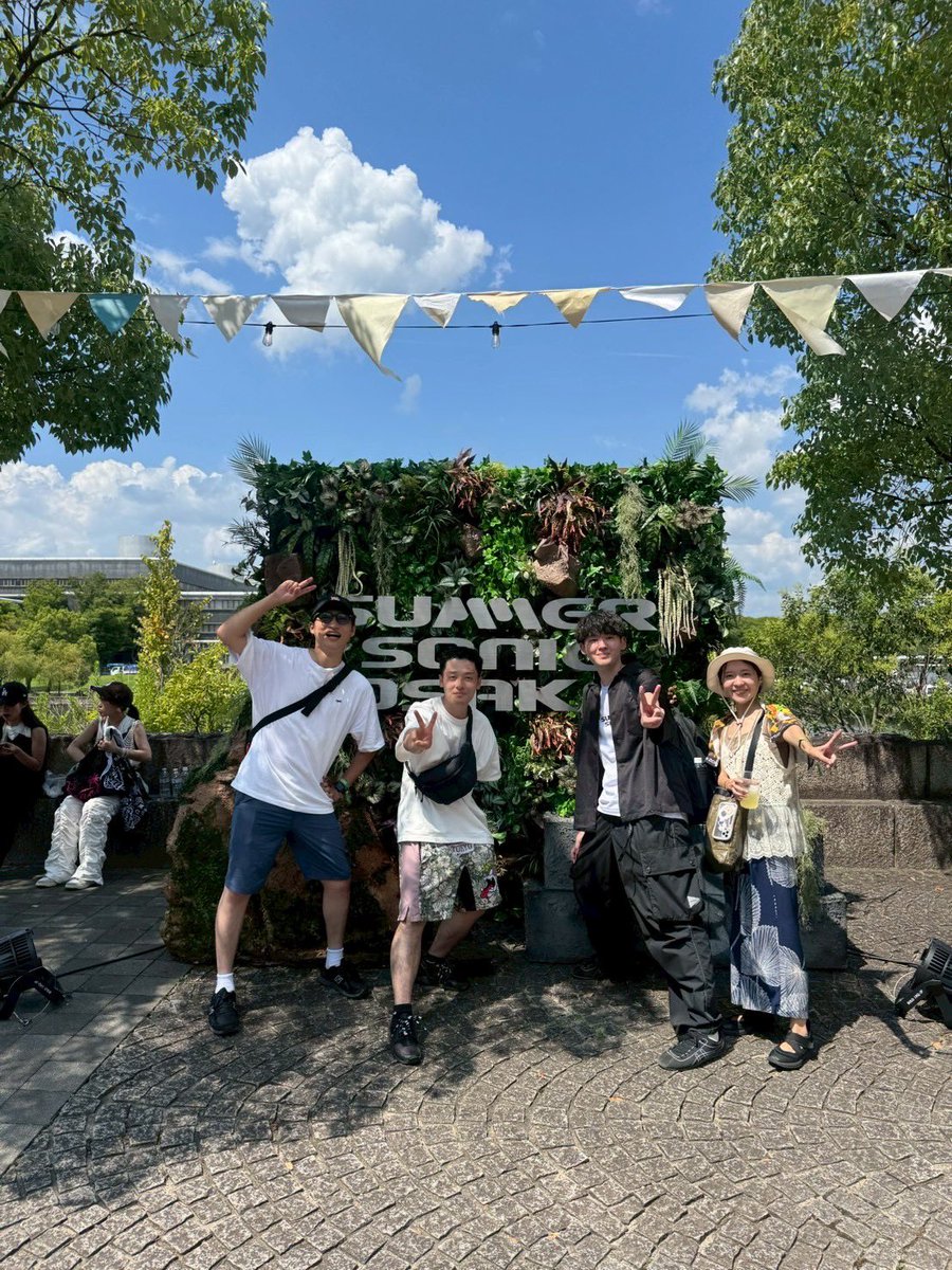 mu___tan13's tweet image. #サマソニ2025大阪 無事夜まで完走！今夏1番夏したー！っていう1日でした🌞

#リフト でコメントいただいた Furui Riho ちゃん、そしてCAMILA CABELLOの圧巻すぎるステージも観れて大満足◎

同じ事務所の山本くん&amp;amp;富田くん、途中でお会いしたハタノくん&amp;amp;麻希さん、ありがとうございました🌻