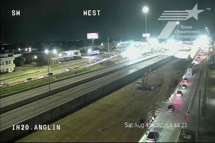 krldtraffic's tweet photo. RED ALERT - #SECONNECTOR/ #EastFortWorth/#Arlington: EB & WB-20 @ Anglin Drive - ALL LANES CLOSED overnight, opening back up at 4p Sun.8/17, traffic will be diverted to the service road. Seek Alt Route! @KRLD #KRLDTraffic #1080KRLD #trafficalert @TxDOTFortWorth https://t.co/n4ssRspPyp