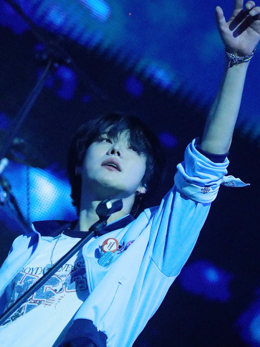 hd85124_yh's tweet photo. ⋆✩ᴴᴬᴾᴾʸ ᴮᴵᴿᵀᴴᴰᴬʸ✩⋆
         𝑻𝑶 𝒀𝑶𝑵𝑮𝑯𝑶𝑶𝑵
˚₊˚ˑ༄•♪¨*•.¸¸🎂¸¸.•*¨♪•જ⁀➴

#원위 #ONEWE #용훈 #YONGHOON
#HAPPY_YONGHOON_DAY https://t.co/1HKjU09gpw
