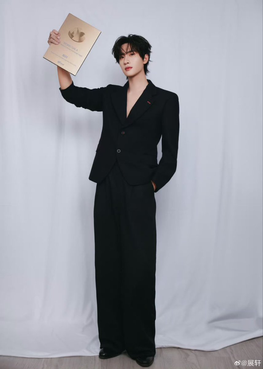 xiaoxindaily tweet picture