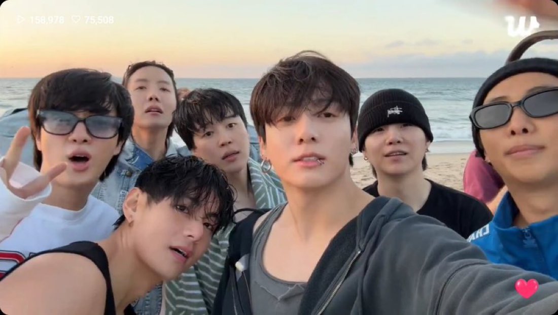 deb ⊙⊝⊜ tweet media