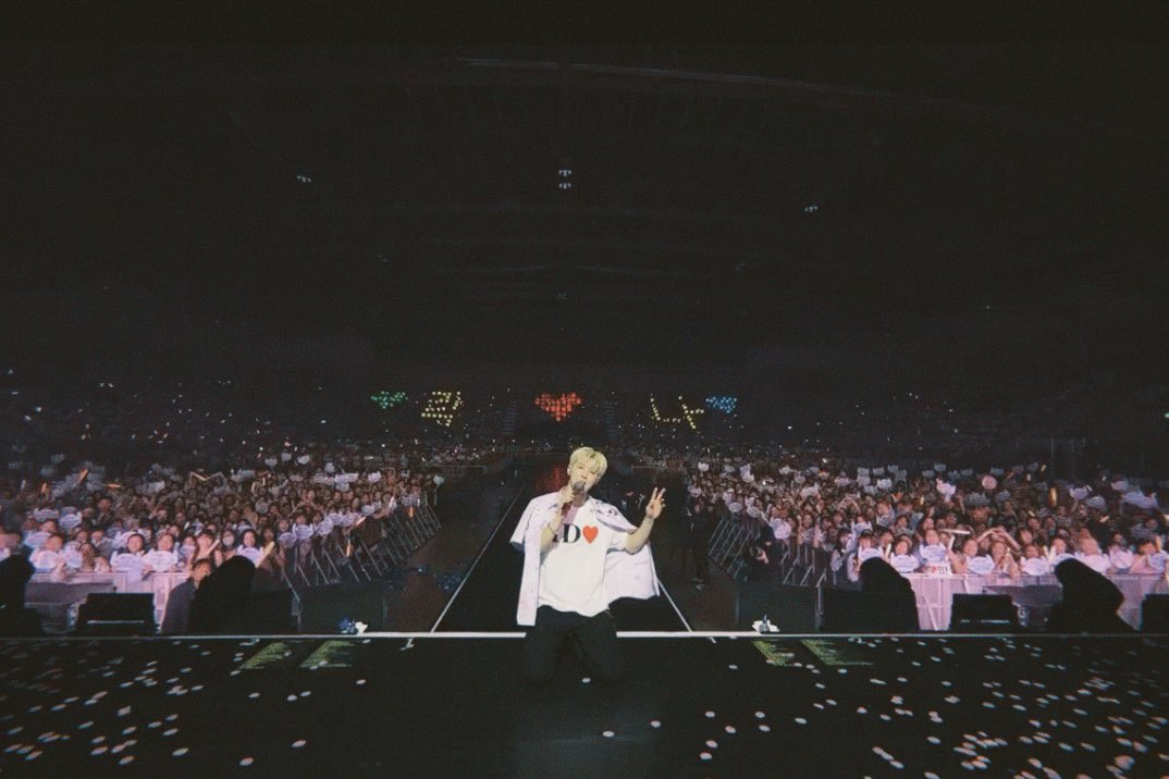 คอนเสิร์ตน้องฮันบินไม่ว่าจะครั้งไหนๆก็ไฮป์คนดูให้สนุกไปด้วยกันตลอดทั้งโชว์ได้เสมอเลย เก่งมากครับ หมดแรงกลับบ้านทุกครั้งเลย555 แล้วกลับมาเจอกันใหม่อีกน้า คอนเสิร์ตฮันบินก็ต้องแบงคอกซิ💘 #2025THELASTPARADEINBANGKOK #HANBIN #BI