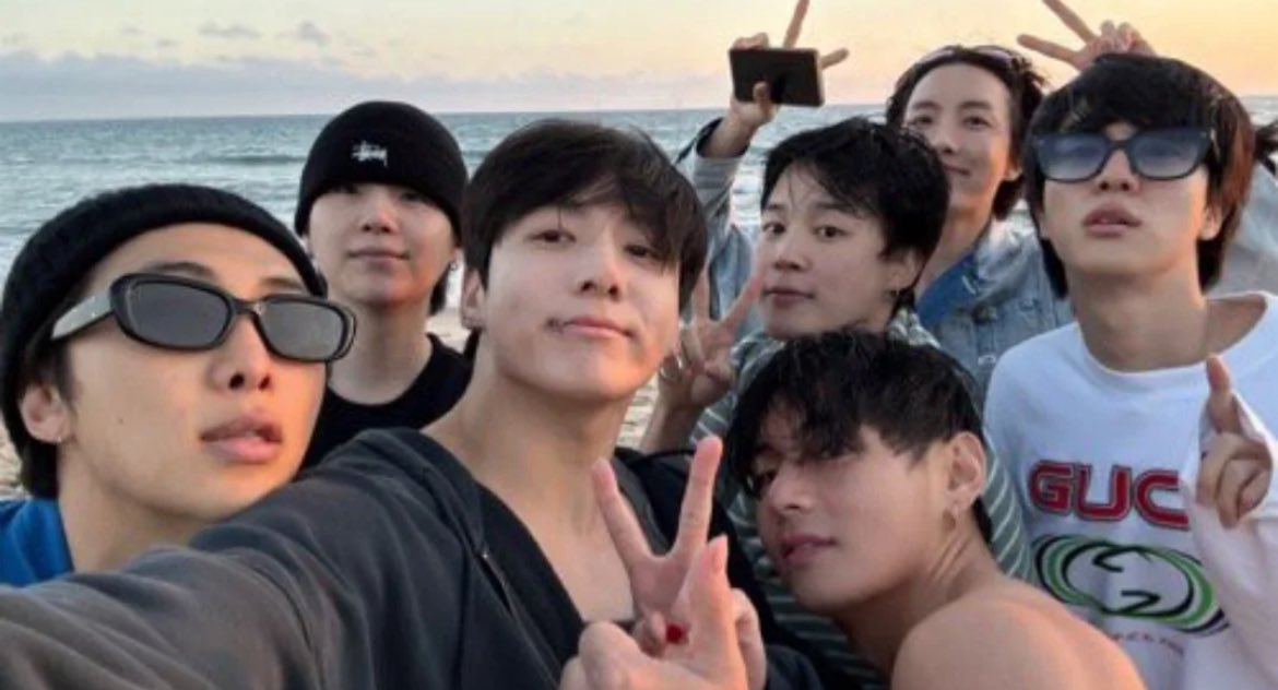 mon⁷⊙⊝⊜ tweet media