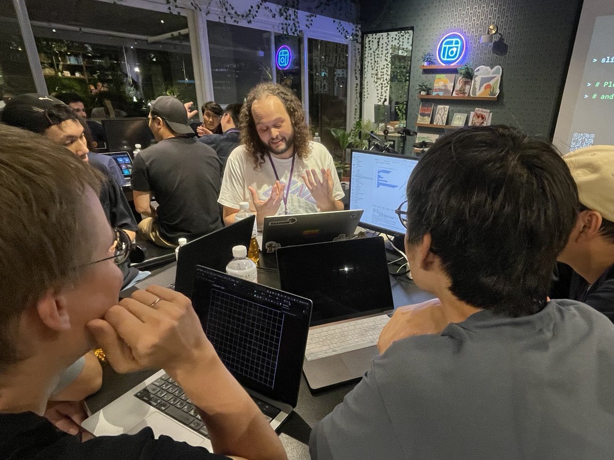 rubyconftw's tweet image. At the #Async table led by @ioquatix, they built real-time games with #Falcon server &amp;amp; #Lively framework, and demoed on stage during the free-sharing time🎮

The participants were so into it that Samuel hosted an extra session on Day 3💪

2025-08-09 #CodeParty #RubyConfTW #COSCUP