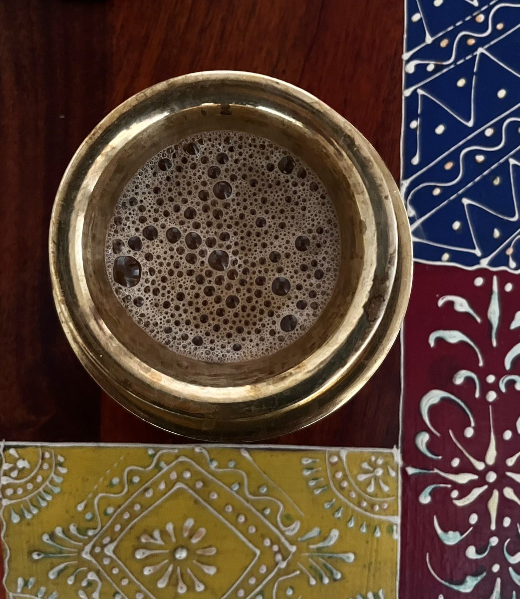 ChicoryLife's tweet image. Rain in Bangalore 🌧️ calls for only one thing  
Chennai filter kaapi ☕ 

#Kaapi  #Filtercoffee  #sundayvibes