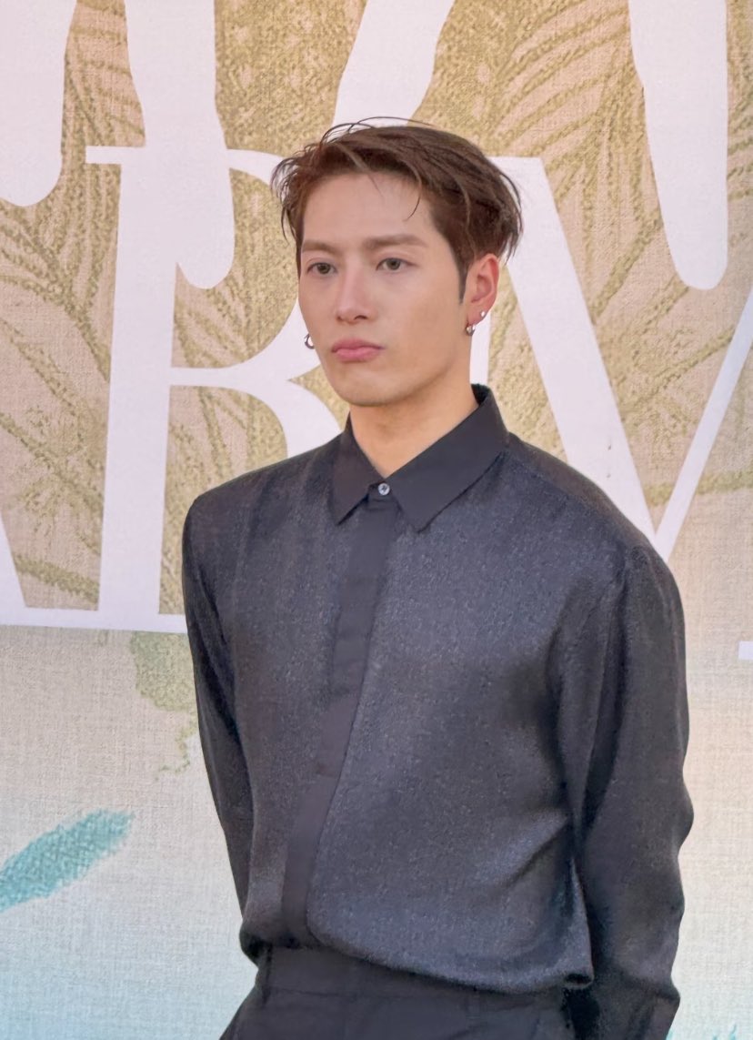 Hello DJ <a href="/OnAirRomeo/">On Air Romeo</a>  <a href="/MostRequestLive/">Most Requested Live</a> 
 
We would like to request song #MadeMeaMan by <a href="/JacksonWang852/">Jackson Wang</a>  Could you turn on at your station please. 

#JacksonWang #MAGICMAN2