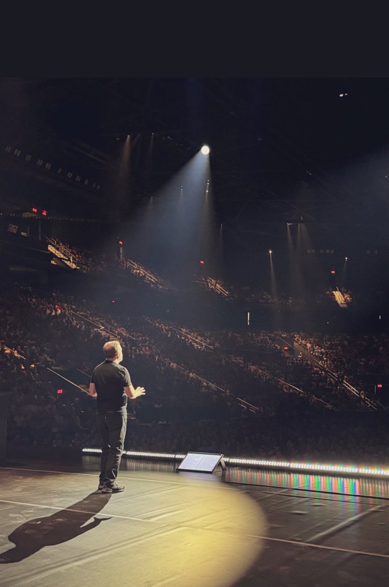 Thanks to the AMAZING audience at the Place Bell Arena. One of my favourite ever gigs 👊 #Mortality