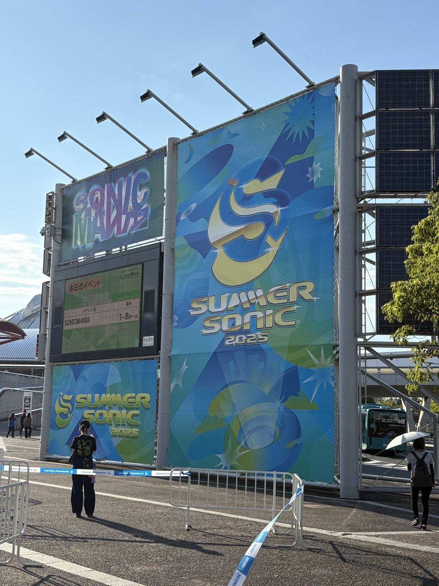 sainmetal's tweet photo. 今年のサマソニは1日だけで帰ります。十分楽しめた！！#SUMMERSONIC https://t.co/wCZ2lCu7ct