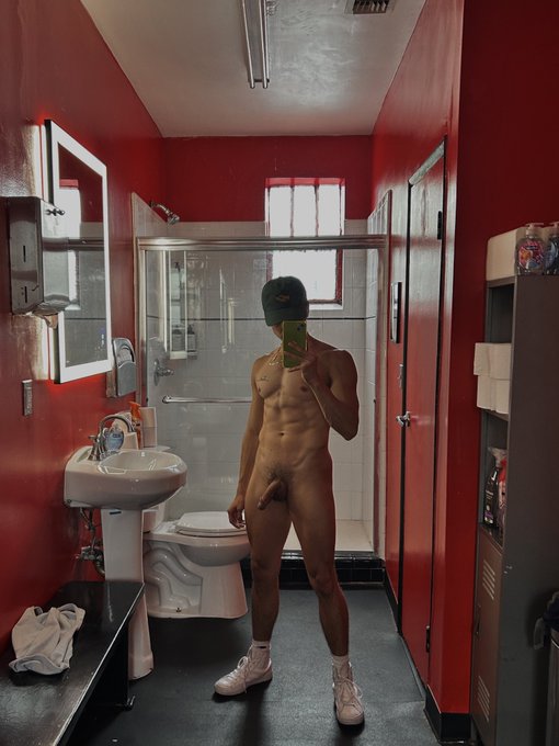 I&rsquo;ll be in Colombia in a week. I am so excited! Where are all my Medellin hotties at? 🇨🇴 🇨🇴🇨🇴 https://t