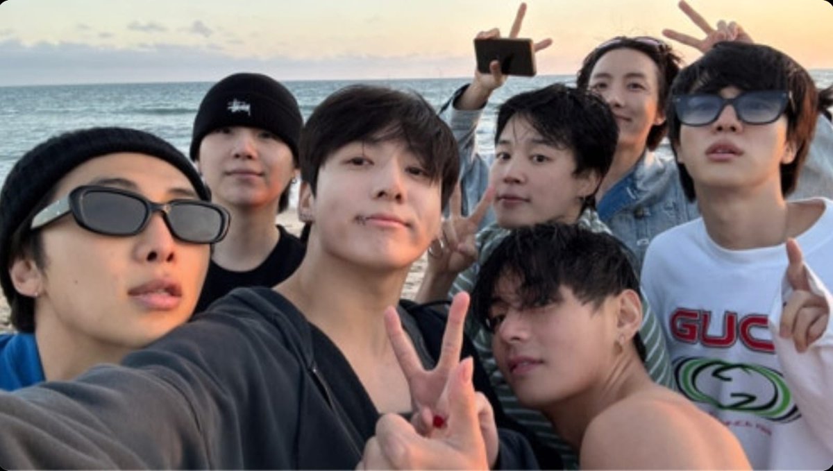 SoftKSJ_'s tweet photo. Nose como expresar con palabras exactas lo mucho que los amo y lo que significan en mi vida los 7 
@BTS_twt https://t.co/5CL2aC3wyu