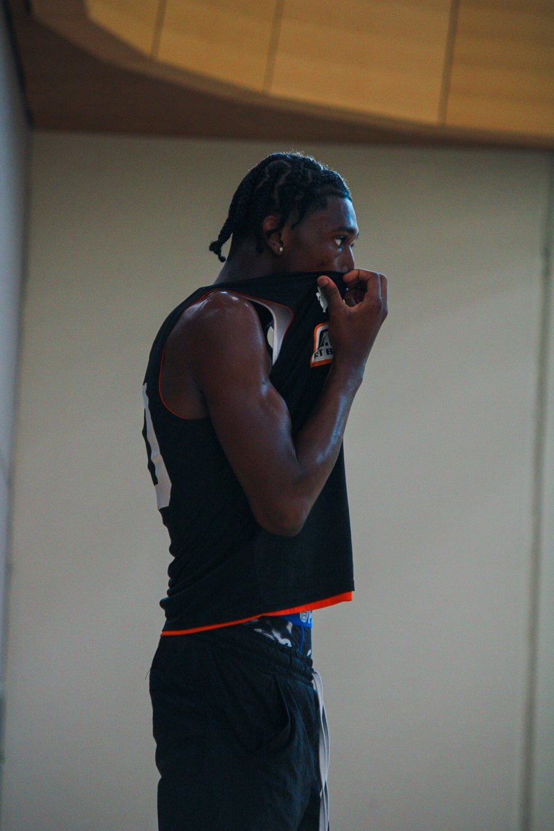 Rayshon Brown’28  forward from Omaha  North HS dropped 28pts in Game 2 today. <a href="/ops_vikinghoops/">Omaha North Hoops</a>