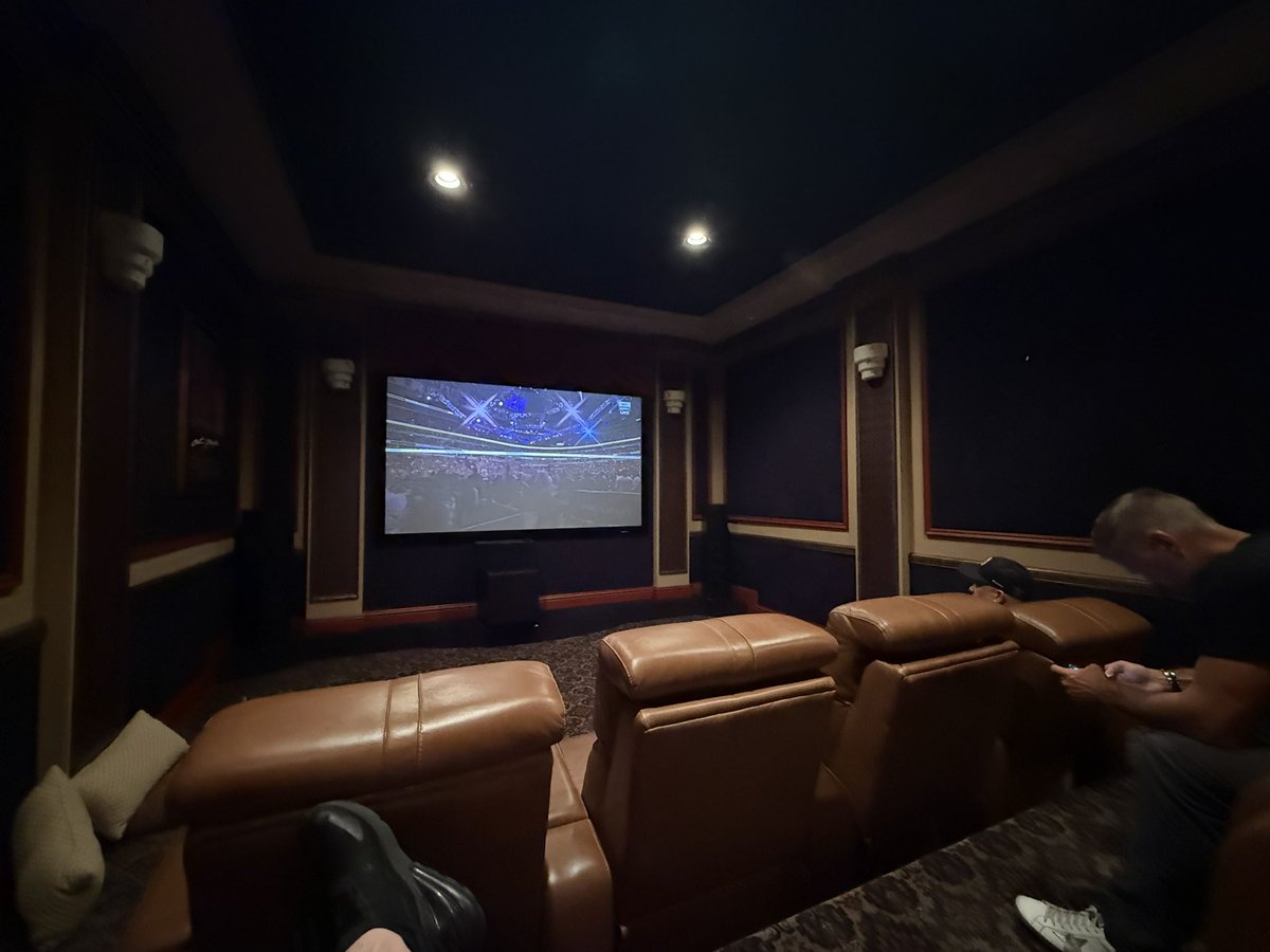 Who’s watching  <a href="/ufc/">UFC</a> #319?