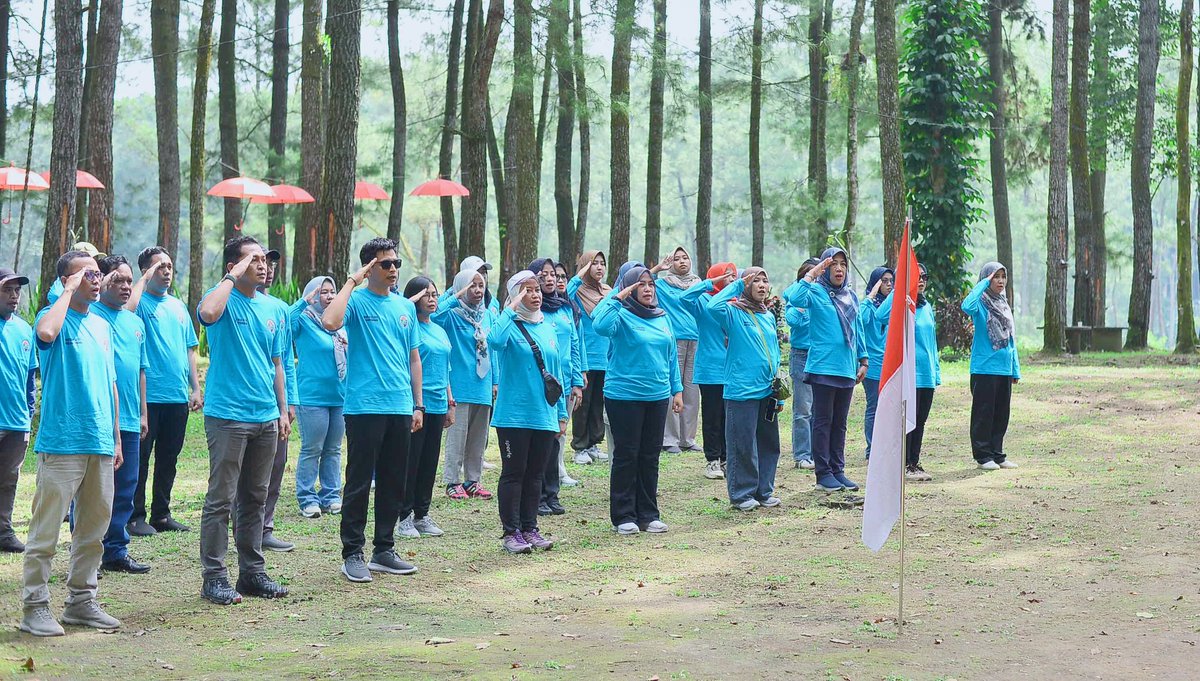 Hiduplah Indonesia Raya

<a href="/prabowo/">Prabowo Subianto</a> <a href="/YandriSusanto27/">Yandri Susanto</a> <a href="/ahmadrizapatria/">Ahmad Riza Patria</a>

#TPPKibarBenderaMerahPutih
#TPPDirgahayuRI80
#BangunDesaBangunIndonesia 

<a href="/kemendespdt/">#BangunDesaBangunIndonesia</a> <a href="/bpsdmkemendesa/">Bpsdm Kemendesa</a>