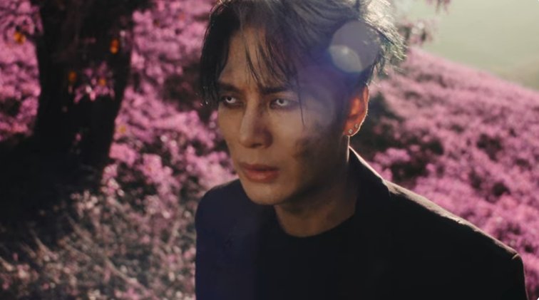 Hello DJ <a href="/OnAirRomeo/">On Air Romeo</a>  <a href="/MostRequestLive/">Most Requested Live</a> 
 
We would like to request song #MadeMeaMan by <a href="/JacksonWang852/">Jackson Wang</a>  Could you turn on at your station please. ❤️

#JacksonWang #MAGICMAN2