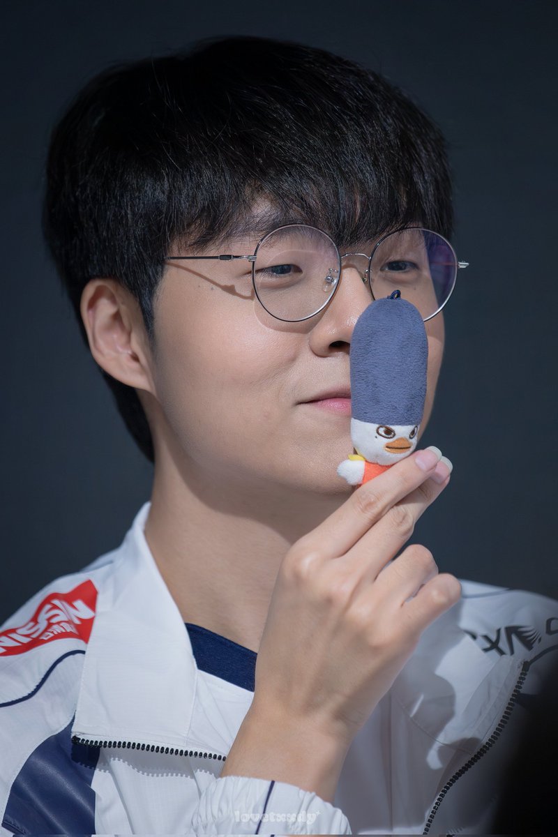 lovetxxdy's tweet photo. 똘병네컷🦆

#LCK #DRXWIN #Teddy https://t.co/1fWgZRtDmS