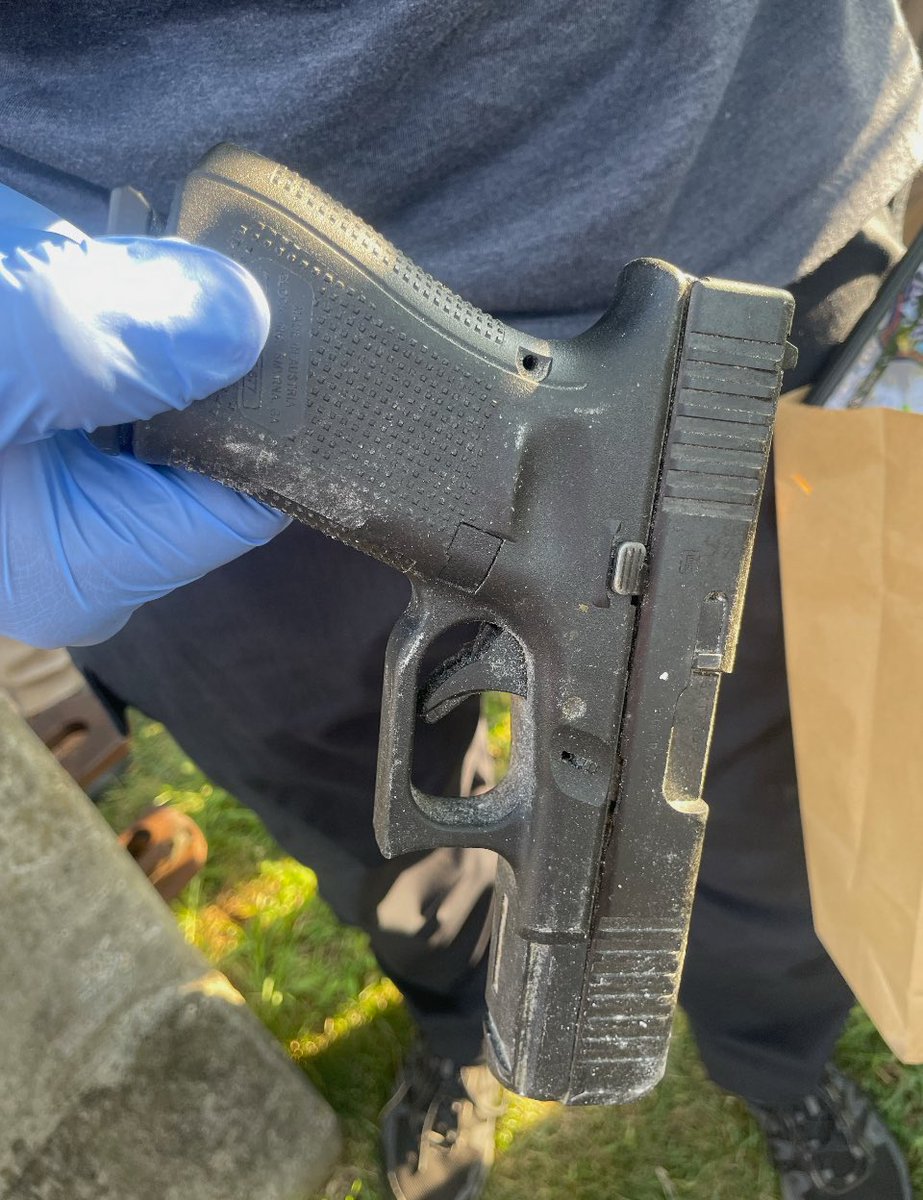 ATF Washington (@atfwashington) on Twitter photo We’re always up for a little game of hide and seek 🫣 <a href="/ATFWashington/">ATF Washington</a>. Here are a couple of illegal ❌ firearms recovered in the District this evening. We will continue working hard to protect our communities from gun violence. #MakeDCSafeAgain #readyornot #community #safety We’re always up for a little game of hide and seek 🫣 <a href="/ATFWashington/">ATF Washington</a>. Here are a couple of illegal ❌ firearms recovered in the District this evening. We will continue working hard to protect our communities from gun violence. #MakeDCSafeAgain #readyornot #community #safety