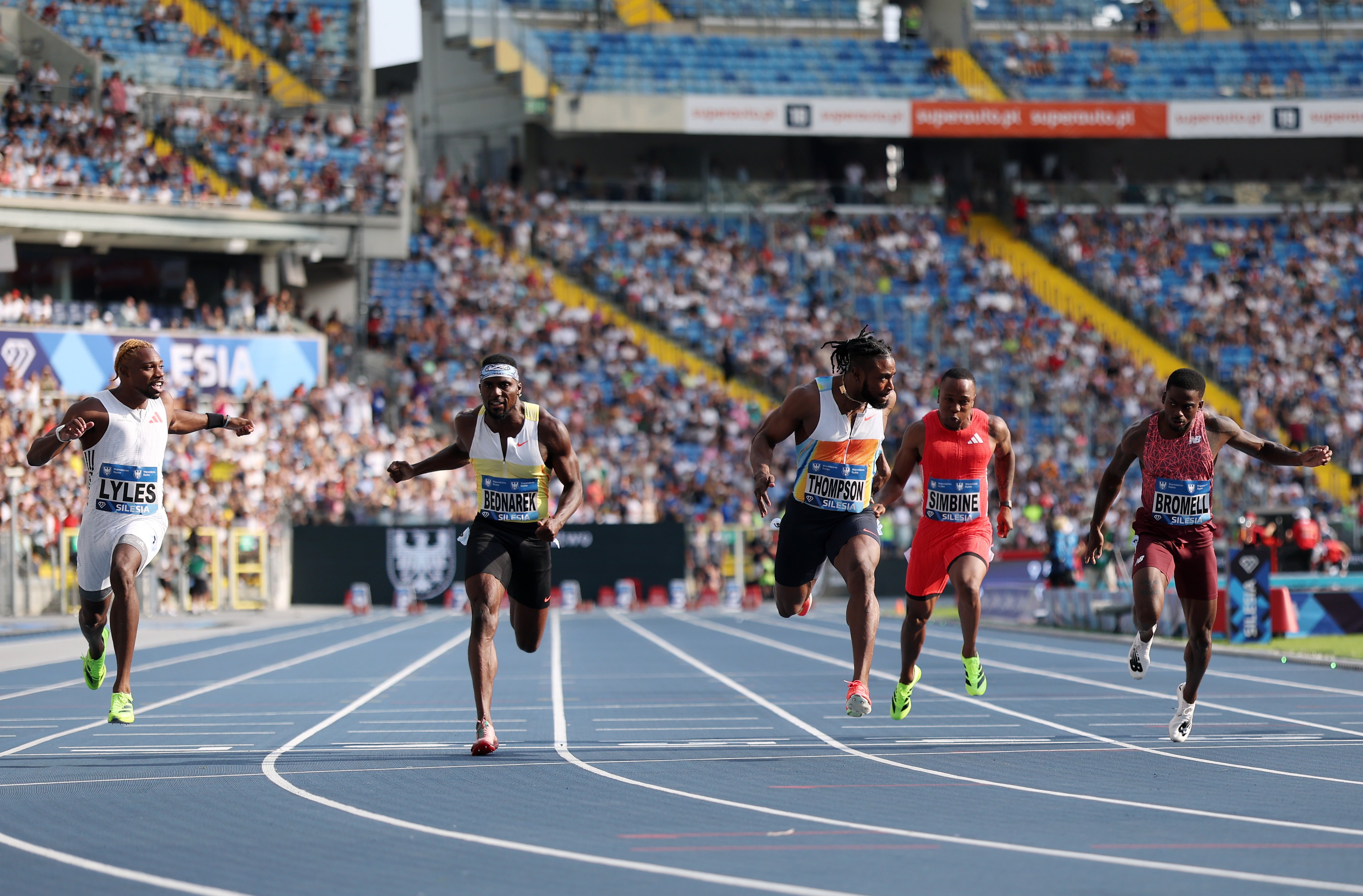 陸上　バトン　世界陸上大阪モデル 毎小ニュース：スポーツ 世界陸上400メートルリレー 日本が