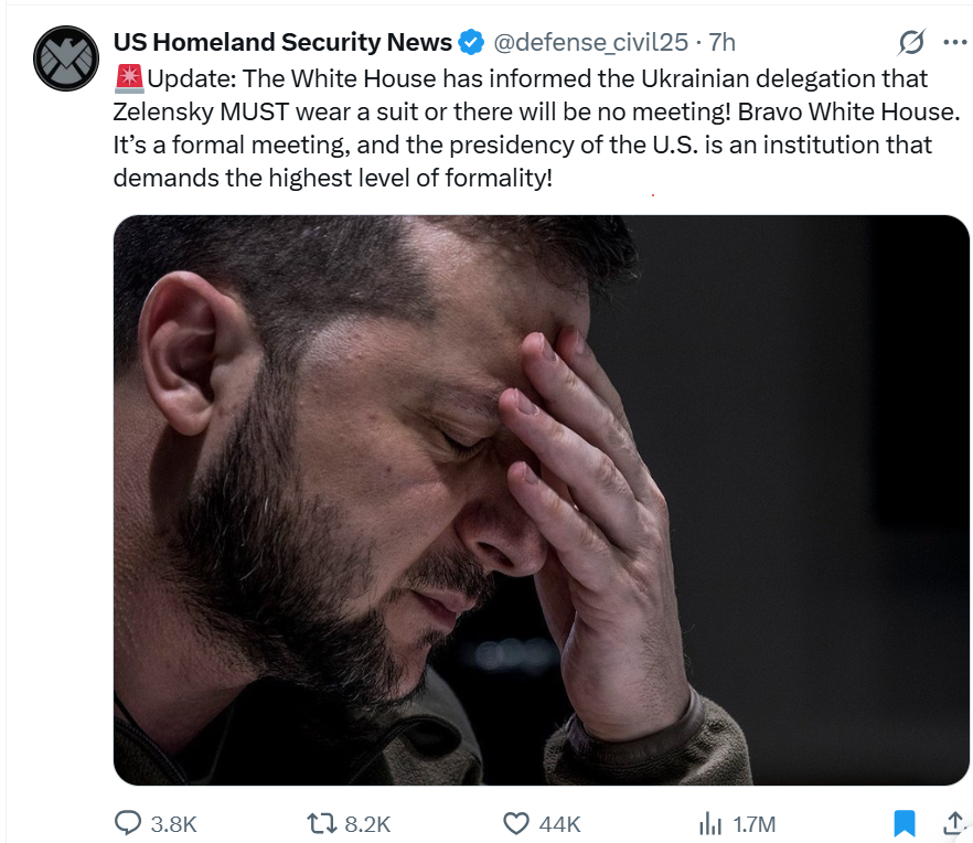刚刚：白宫已通知乌克兰代表团，泽连斯基必须穿西装进白宫，否则川普不会举行周一的会晤！在普京召见克拉斯懦夫后，克拉斯懦夫同志立即按主子普京的命令行事， 终于替老领导出一口恶气。tinyurl.com/48jr3pmy