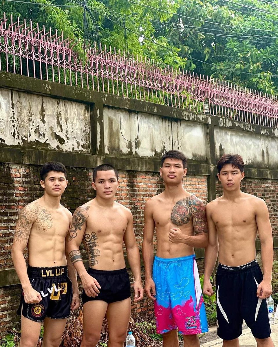 ชอบจัง…😊…นักมวยซ้อมวิ่ง…🥰
