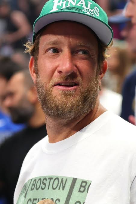 Moron Finder tweet media