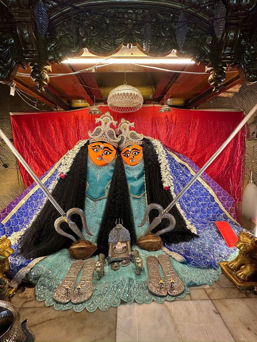 ChotilaTemple's tweet photo. આજના દર્શન 🚩 
શ્રાવણ વદ નોમ. રવિવાર.
તા. 17/08/2025.
જય માતાજી 🙏🏻 https://t.co/xBKXPoZRGE
