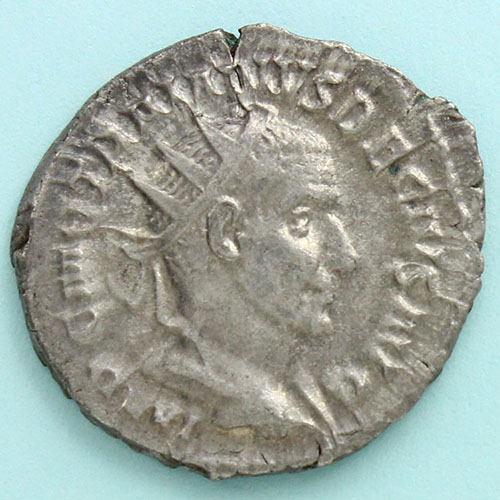 限界値下げ　ローマ帝国　トラヤヌスデキウス　アントニニアヌス　銀貨 古代ローマ AD117-138年 ハドリアヌス デナリウス銀貨