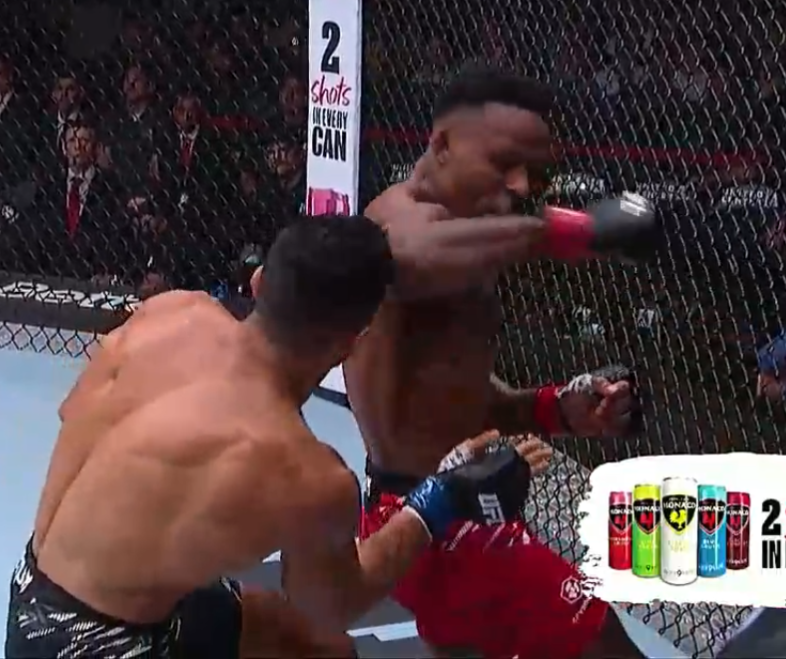 DaKontradiction's tweet photo. False alarm, it was actually just Lerone Murphy getting his reps in backstage. #UFC319 https://t.co/lH6kBg4t66