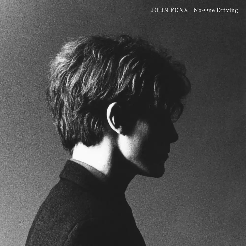 【予約情報】

初期ULTRAVOXのヴォーカリストのJOHN FOXXのシングル集『No-One Driving』が発売！

表題曲から"UNDERPASS""NO-ONE DRIVING""BURNING CAR""MILES AWAY"をはじめ、APHEX TWINのフェイヴァリットとして知られる"FILM ONE"や"MR. NO"など全12曲を収録。

diskunion.net/bestalbum/ct/n…