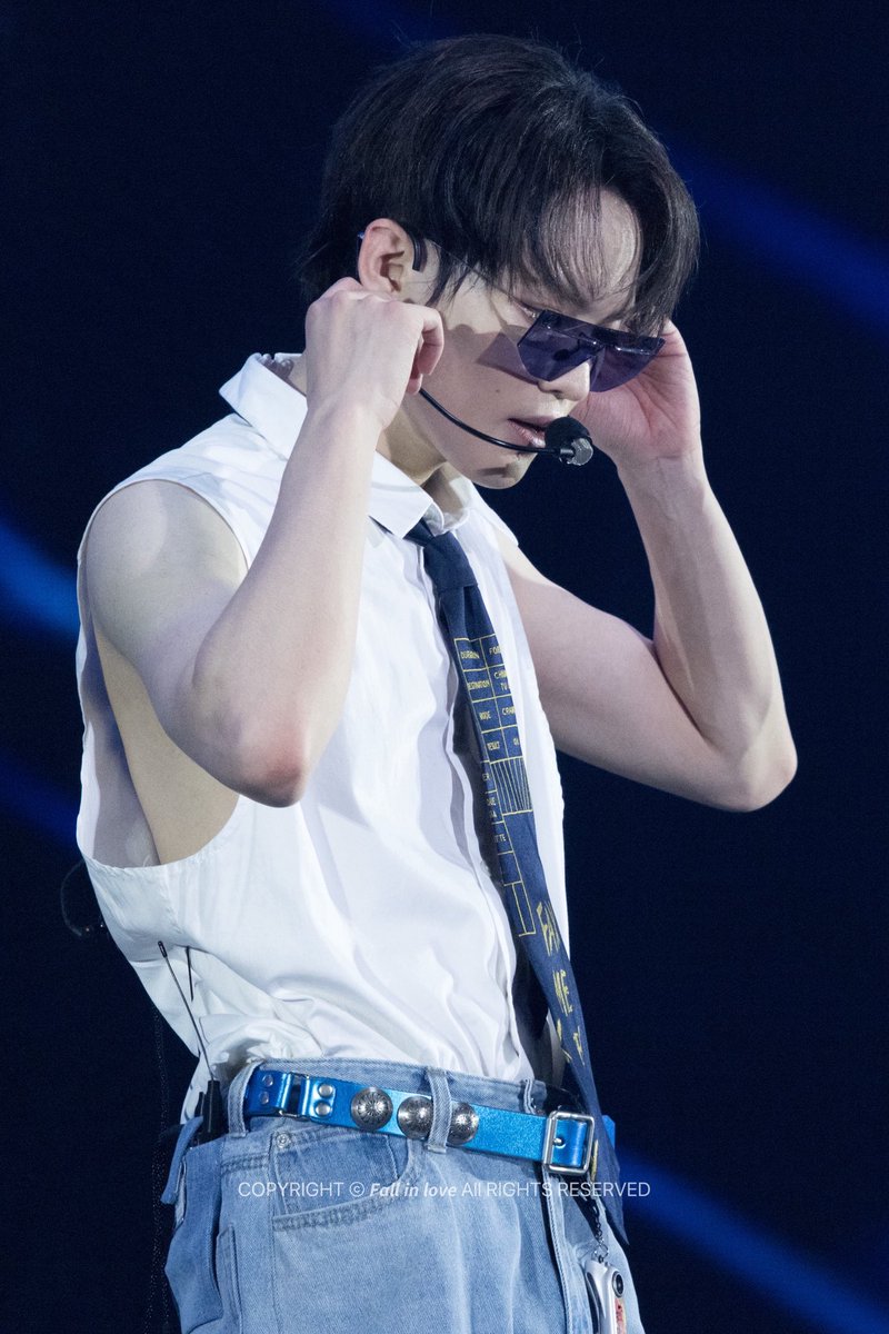 𝙁𝙖𝙡𝙡 𝙞𝙣 𝙡𝙤𝙫𝙚 tweet media