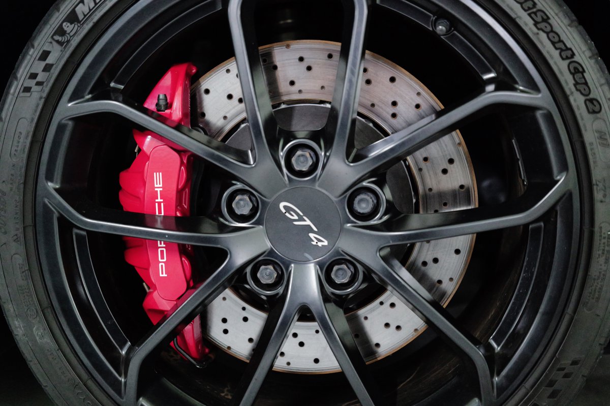 🚗 <a href="/Porsche/">Porsche</a>  📷 <a href="/leica_camera/">Leica Camera AG</a>  Q3 43