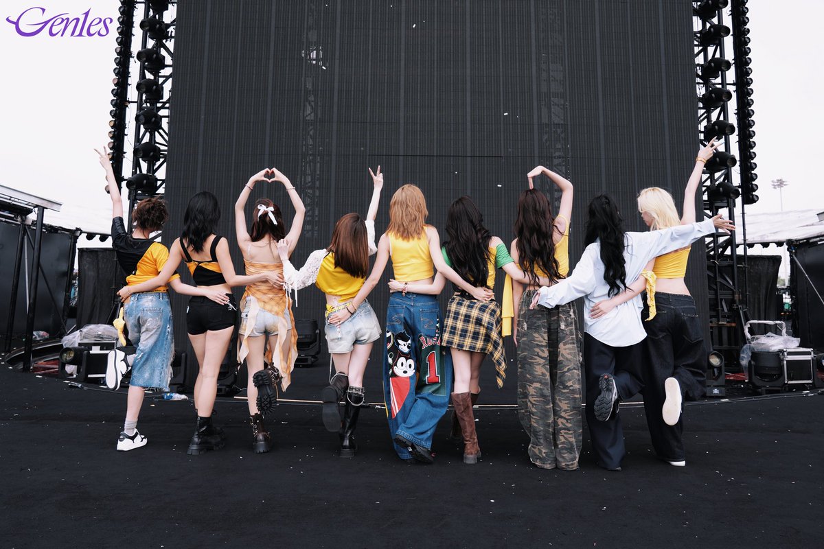 Gen1esOfficial's tweet photo. #Gen1es is ready🧚‍♀️

Get ready for the girls’ passionate and free-spirited stage show tonight❤️‍🔥🎶
#jumpparkmusicfestival https://t.co/LFjgFmwUia