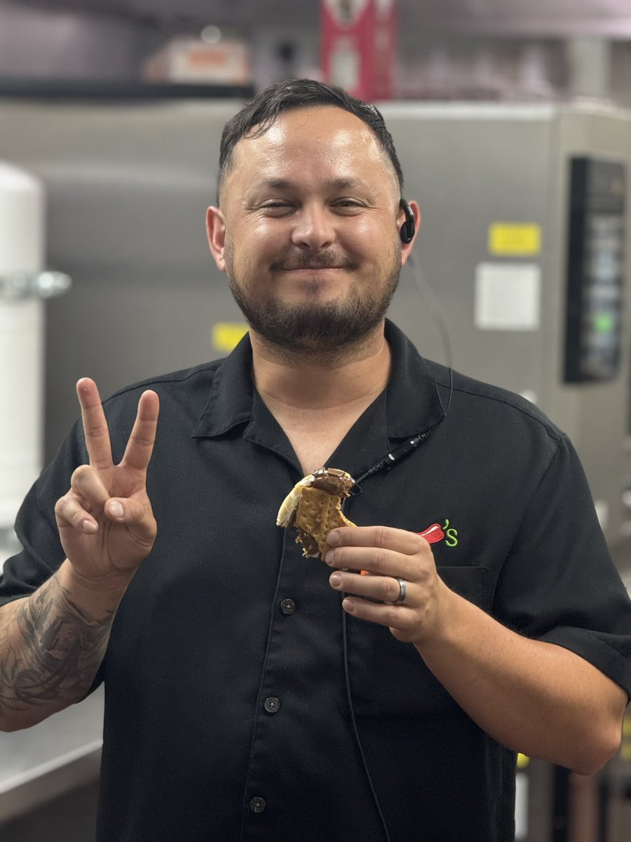 hopfamX4's tweet image. Chilis s’mores day!! #ChilisLove