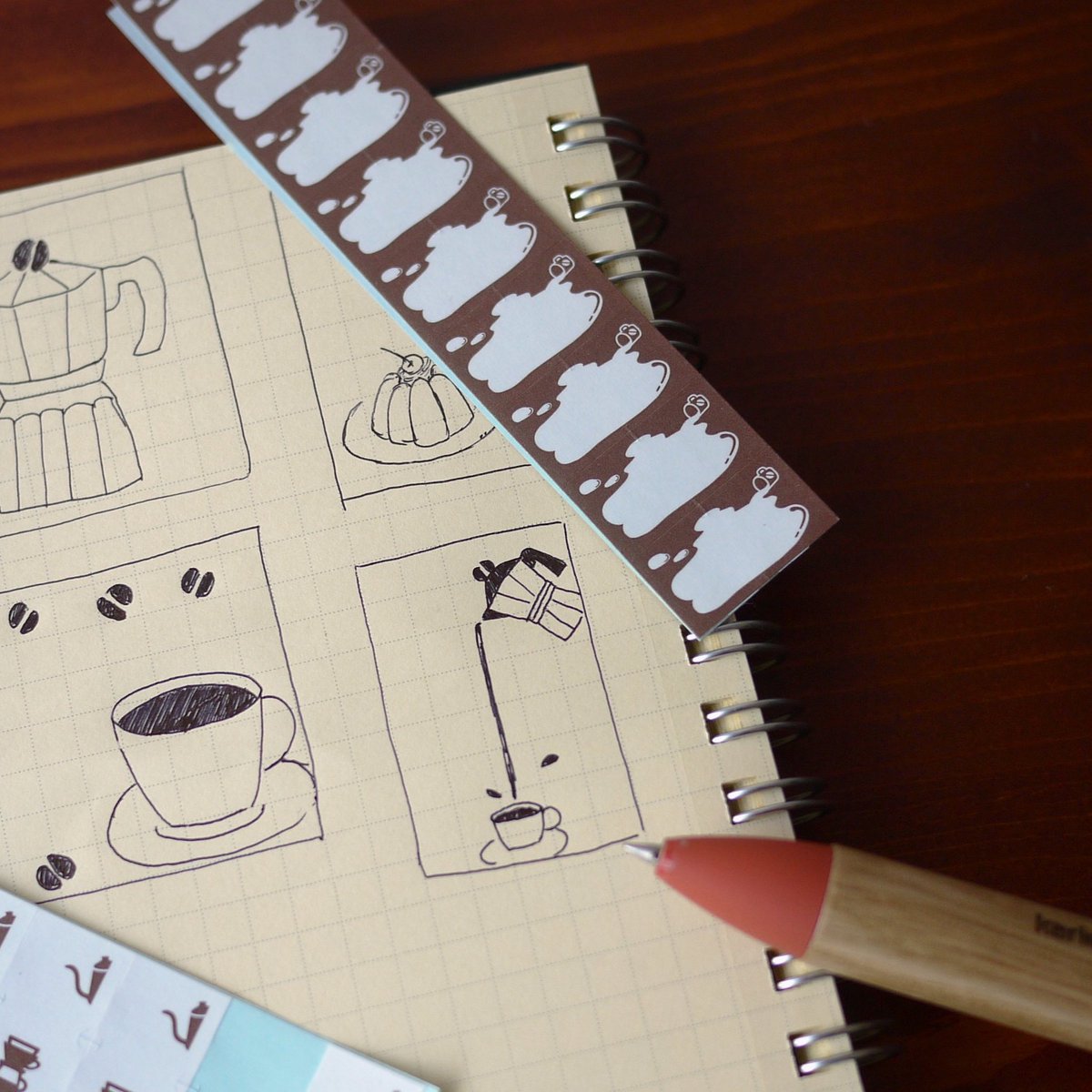 tadanoyamamoto's tweet image. ◆紙博 in 東京 vol.11

新作のカフェシール（ラベラーシール）の
アイデア出しをしています😊
以前からみなさまから
リクエストが多いモチーフを
主役に制作中です♪

9月19〜21日の紙博 in 東京にて
お披露目予定👀✨

どうぞお楽しみに☕️

#福わけはんこ 
#紙博 
@kamihaku2023