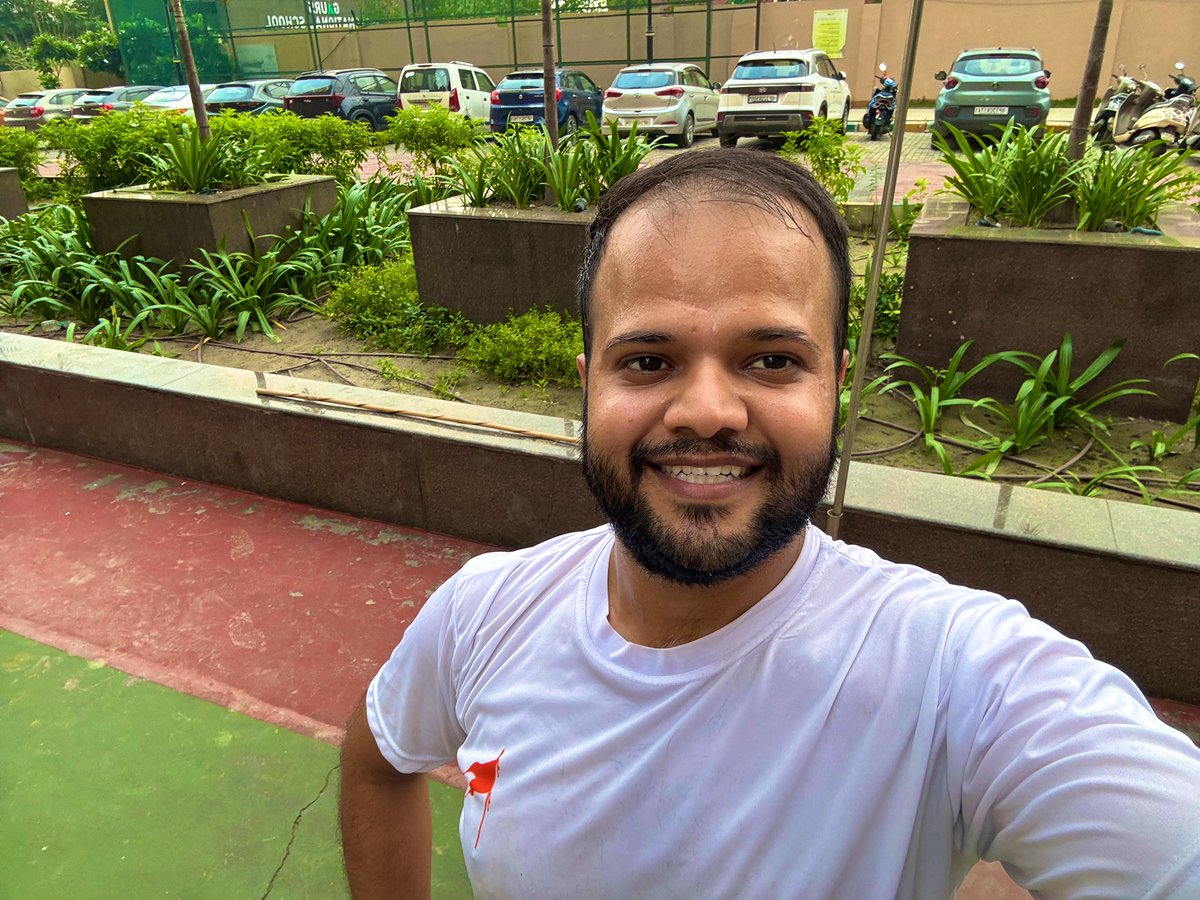 just completed 10% of sys design course, reached among the top 10% users who bought this one ! making progress further .

also completed the daily morning ritual of yoga , suryanamaskar (13) , squats, climbing 30 floors …day started at 5 and it has been pretty good till now 🔥