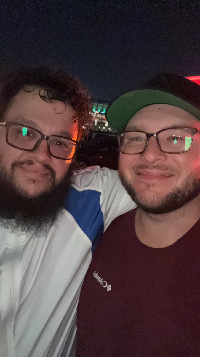 LPLive's tweet photo. Very nice to see our good friend Derek of @LPAssociation tonight in Philly! Been way too long! #oldschool https://t.co/SoiKfKpmux