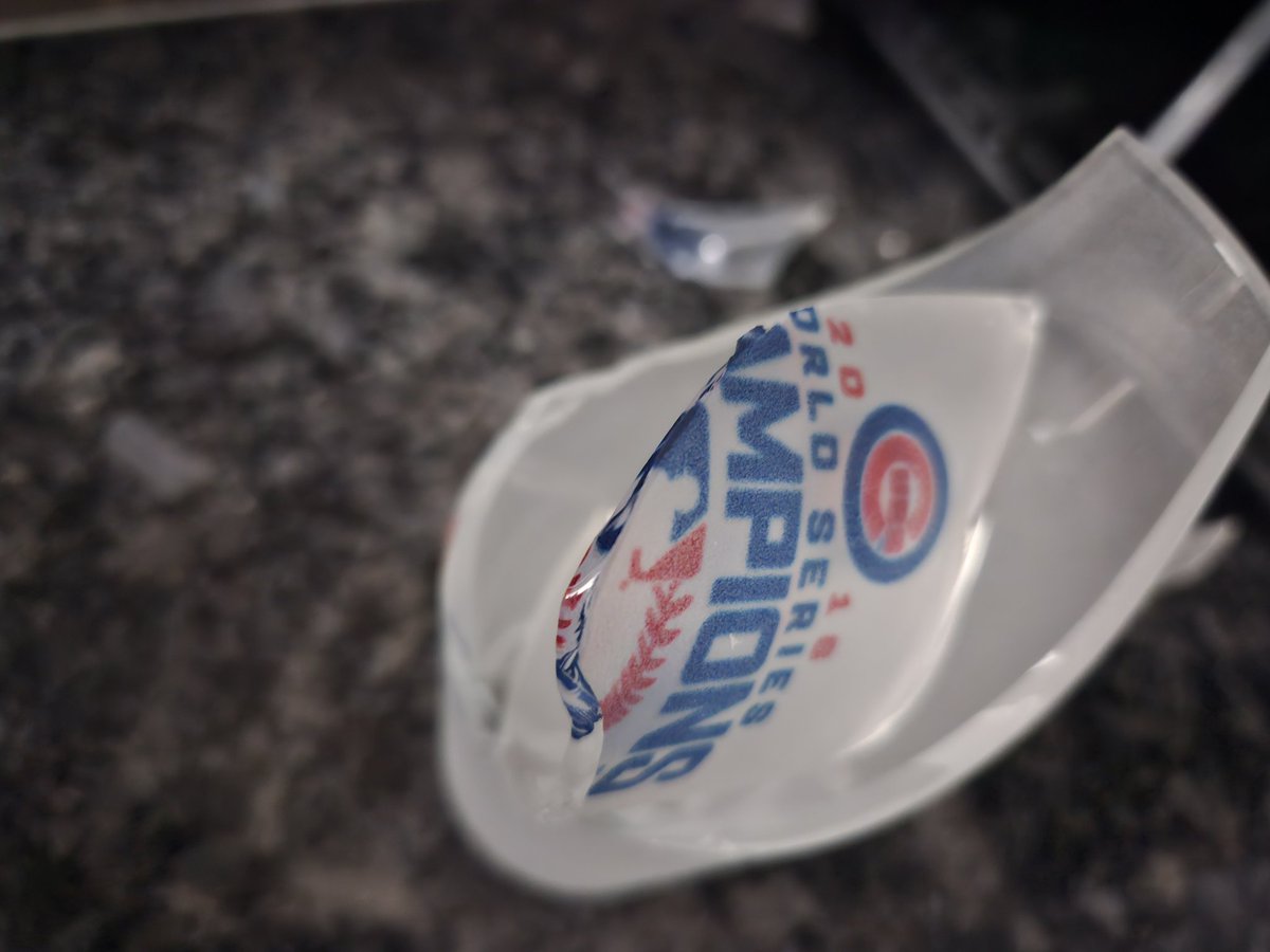CanadianScrooge's tweet image. I broke my @Cubs glass tonight😡. I am 
pissed off because it was a gift from a friend and it was one of my favorite glasses. It kept my beverage cold.