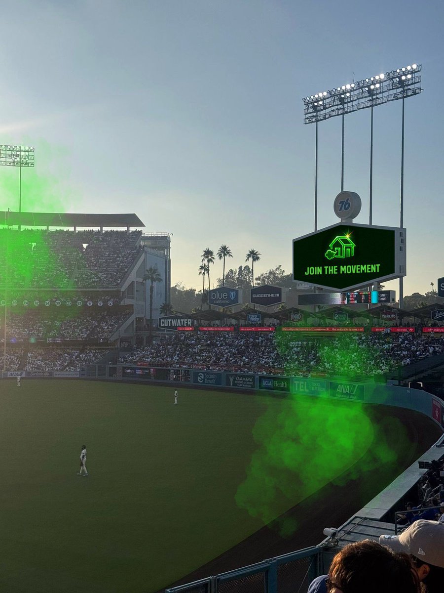 TrenchWizard1's tweet photo. At the dodgers game dodgers won 6-0 tonight and at the end they gave a lil speech $farthouse 💨💨coded eventually this will be everywhere #farthouse💨🚀🚀 https://t.co/6bZwOJEAlp