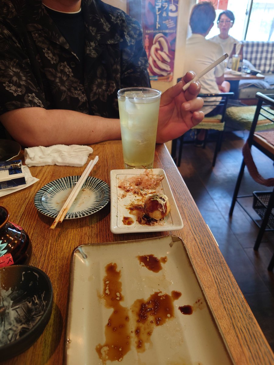 barnbarn0906's tweet photo. 難波行って来た🍺*(ˊᗜˋ*)و🍖🍡 https://t.co/3c1TeRTUlY