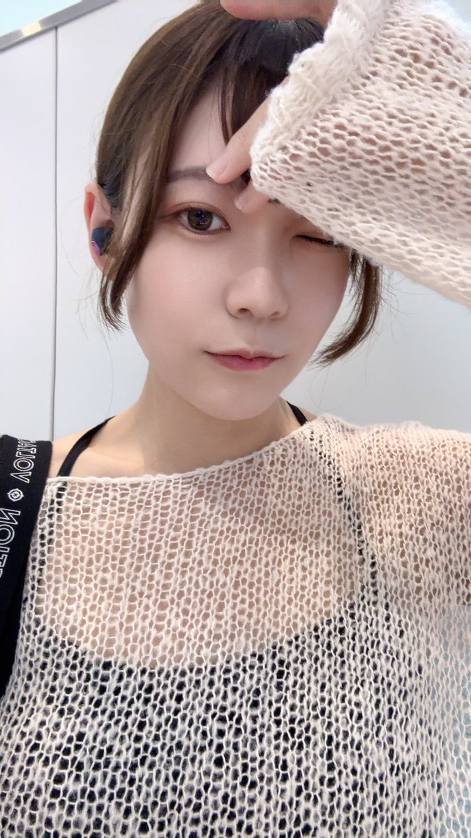 08_chisa_k's tweet photo. おっかしいな、めっちゃ暑いな https://t.co/M0S9ISROur